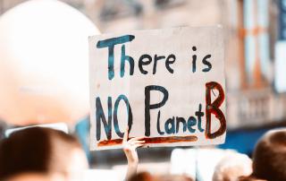 cartaz there is no planet b