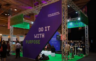 stand da casa do impacto na web summit