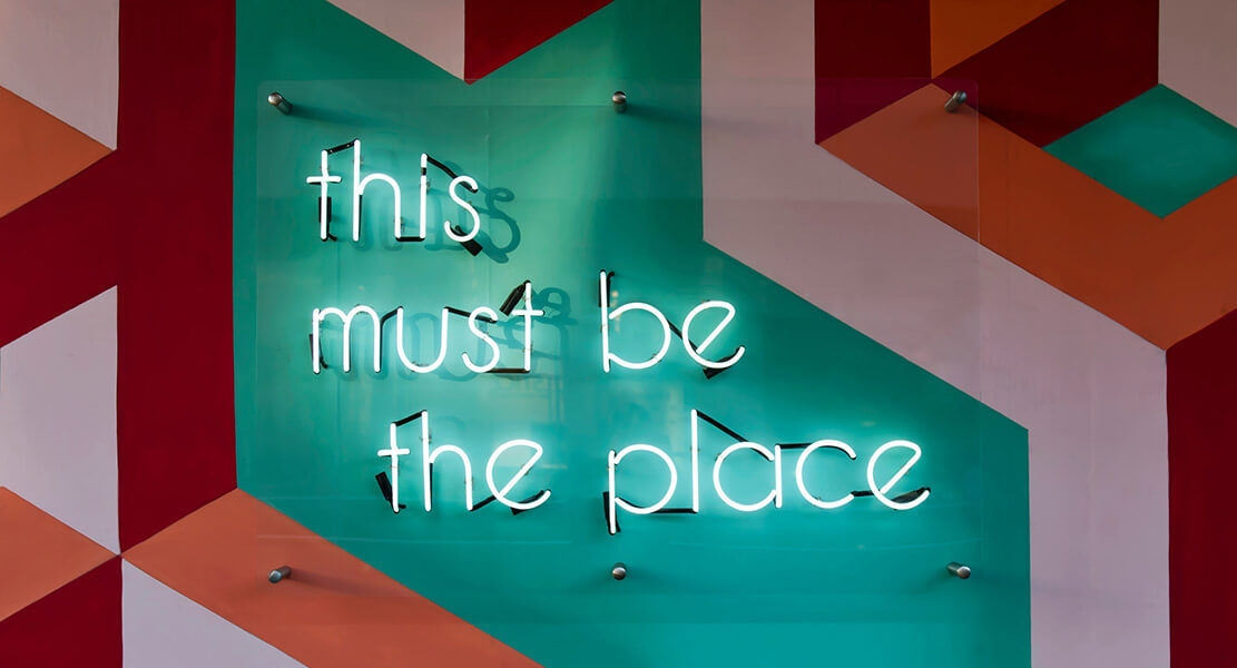 Lettering neon - This must be the place