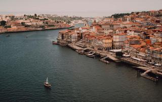 Rio Douro na cidade do Porto